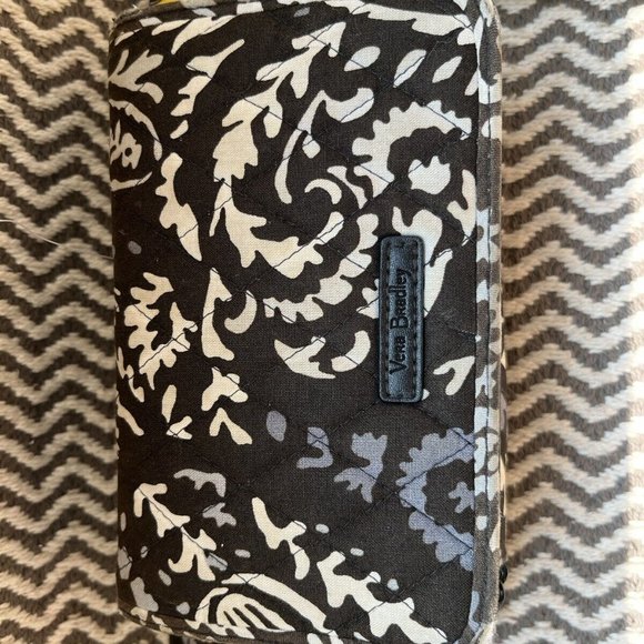 Vera Bradley Black Women Purse Card And Coin Wallet 4" Crossbody Strap Hand Bag - Picture 2 of 8